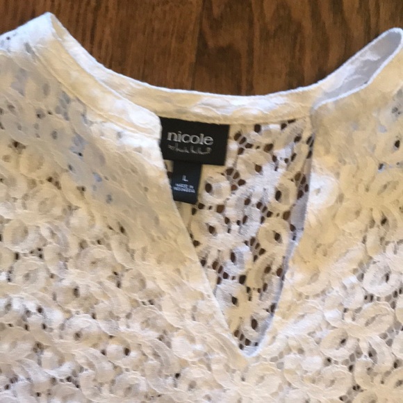 White Lace Tunic - Picture 2 of 4